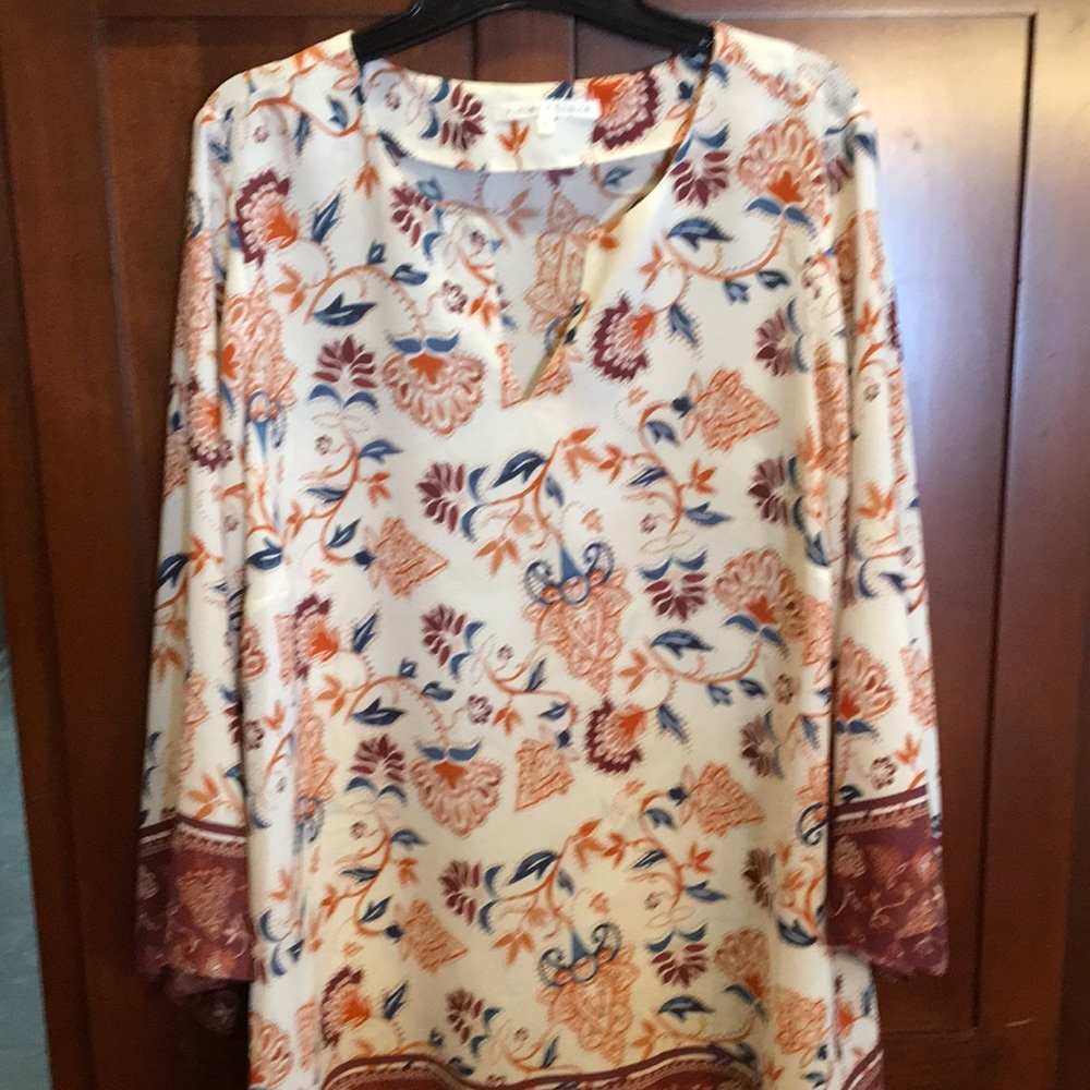 EUC 1x Violet and Claire tunic top